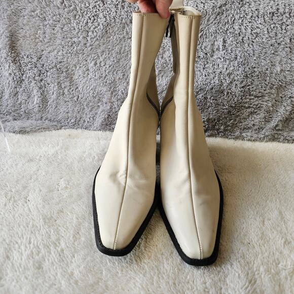 ASOS Women's Leather Angled Heeled Chelsea Ankle Bootie Size 10 White Side Zip - Picture 5 of 12